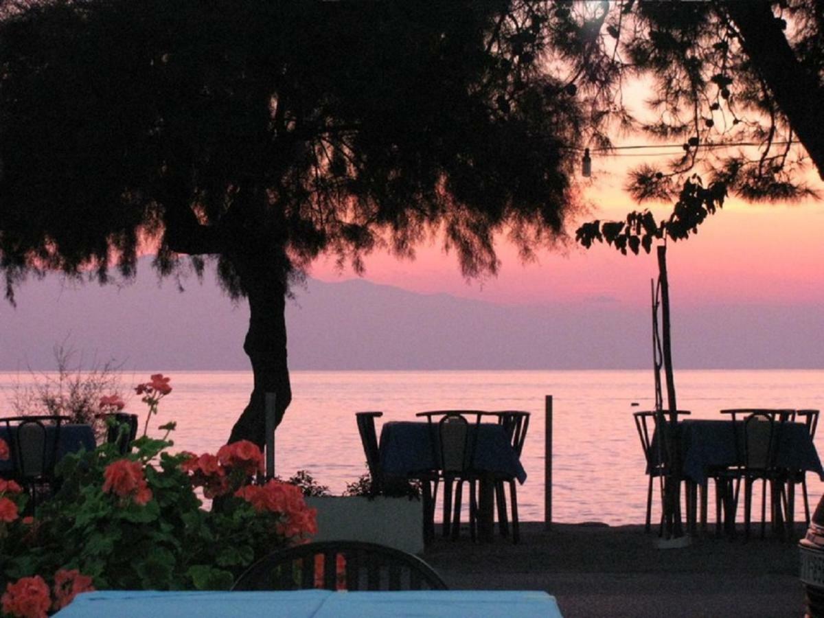Ferienhaus "Arizones", Nea Kallikratia, Chalkidiki Nea Kallikrateia Eksteriør billede